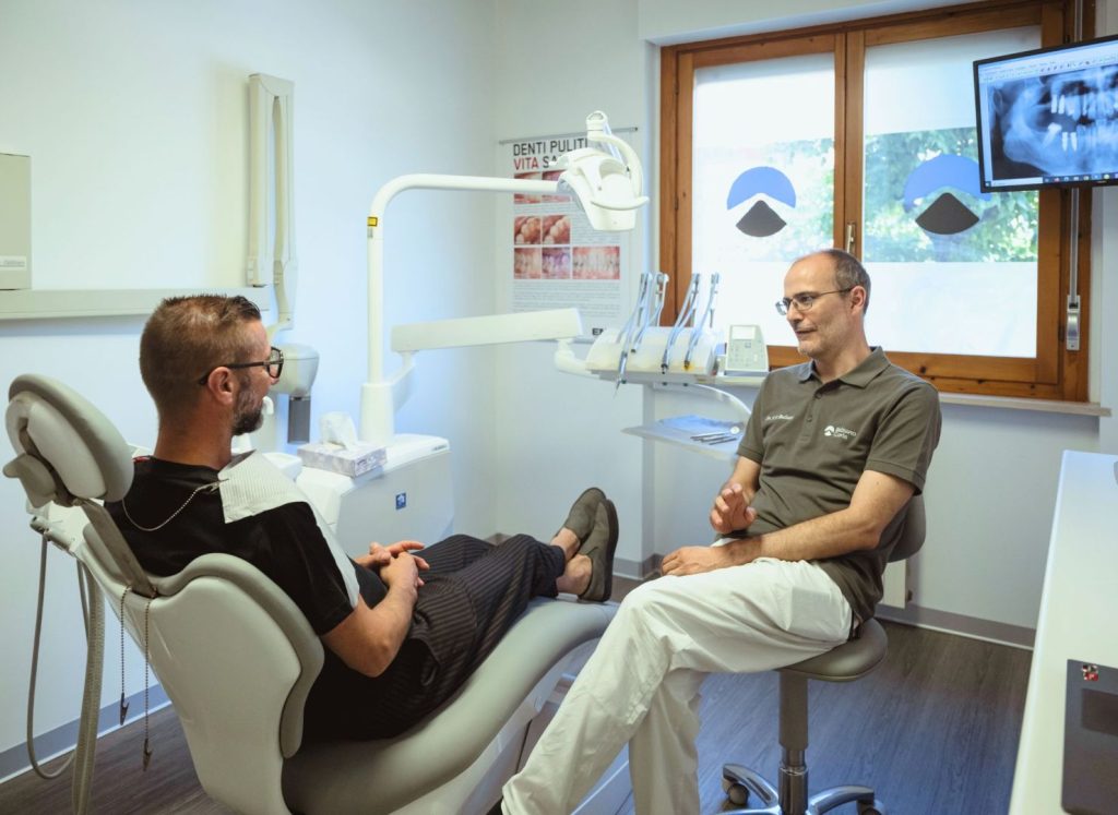 quanto tempo ci vuole per fare un impianto dentale